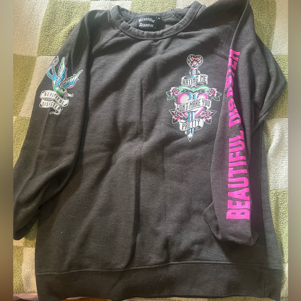 XL Beautiful Disaster black sweatshirt “Hating me won’t make you pretty.”